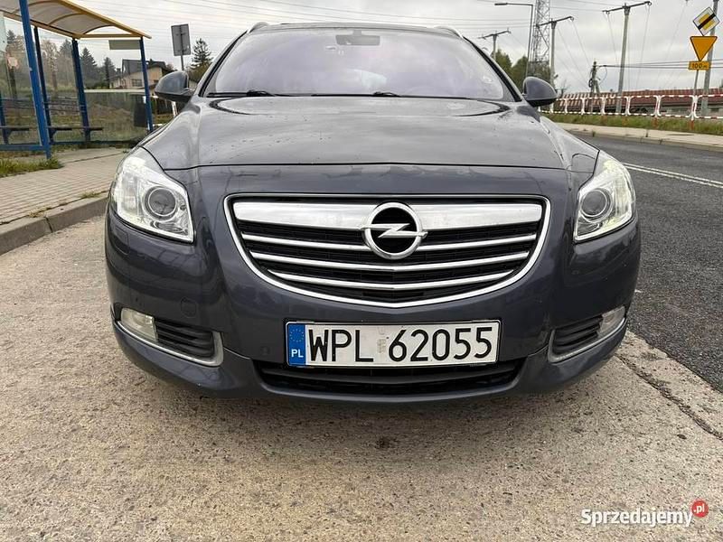 Używany 2010 Opel Insignia Cosmo | 16 900 zł (Dość drogi) - Obraz 1/4