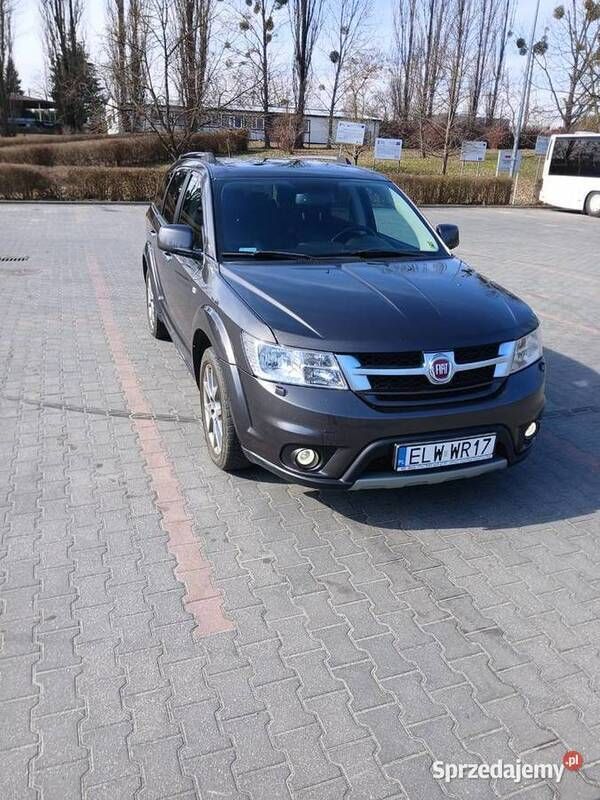 Używany 2014 Fiat Freemont SUV | 46 000 zł (Uczciwa cena) - Obraz 1/4