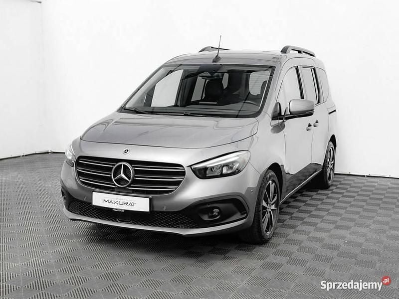 Szary Używany 2023 Mercedes 180 Progressive Sedan/Limuzyna | 124 840 zł - Obraz 1/4