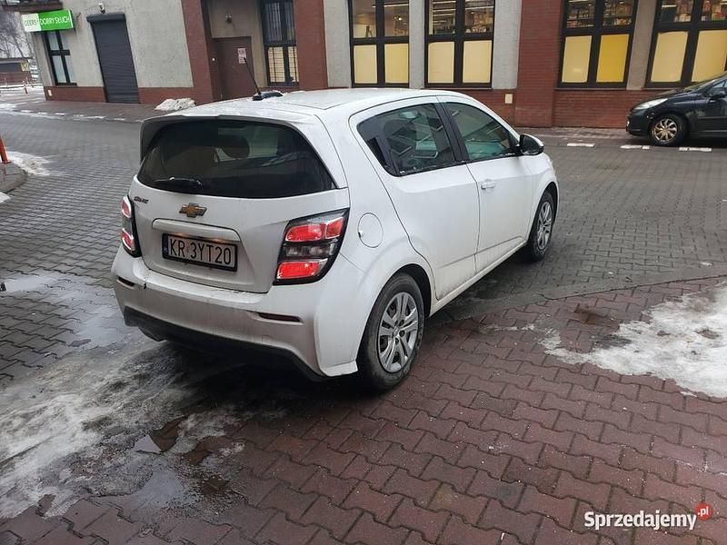 Używany Chevrolet Sonic 2017 Biały Hatchback