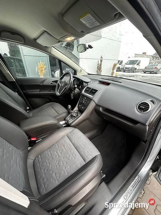 Używany Opel Meriva 2011 Szary Minivan