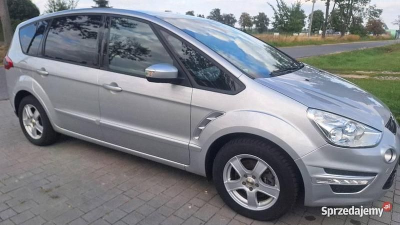 Srebrny Używany 2014 Ford S-MAX S Minivan | 41 900 zł - Obraz 1/4