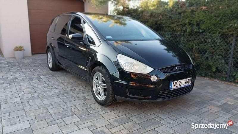 Czarny Używany 2009 Ford S-MAX S Minivan | 19 900 zł (Uczciwa cena) - Obraz 1/4