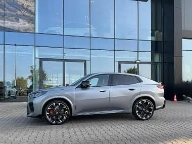 Szary Używany 2025 BMW X2 SUV | 230 800 zł (Super Cena) - Obraz 1/4