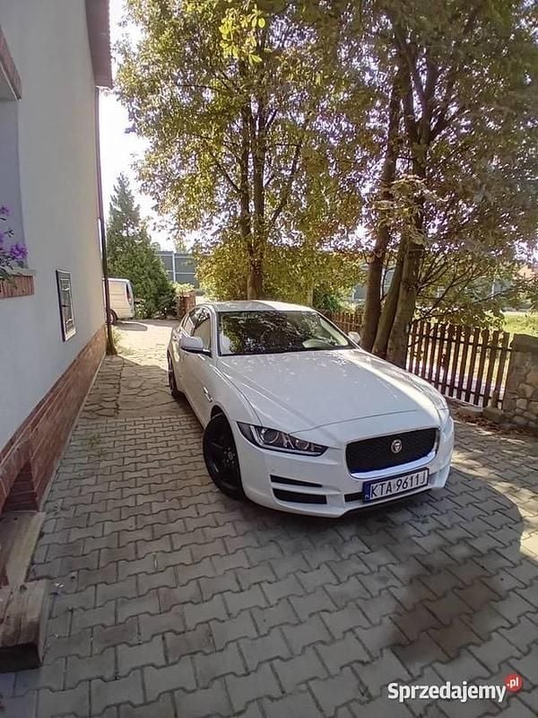 Używany 2016 Jaguar XE Sedan/Limuzyna | 43 000 zł (Uczciwa cena) - Obraz 1/4