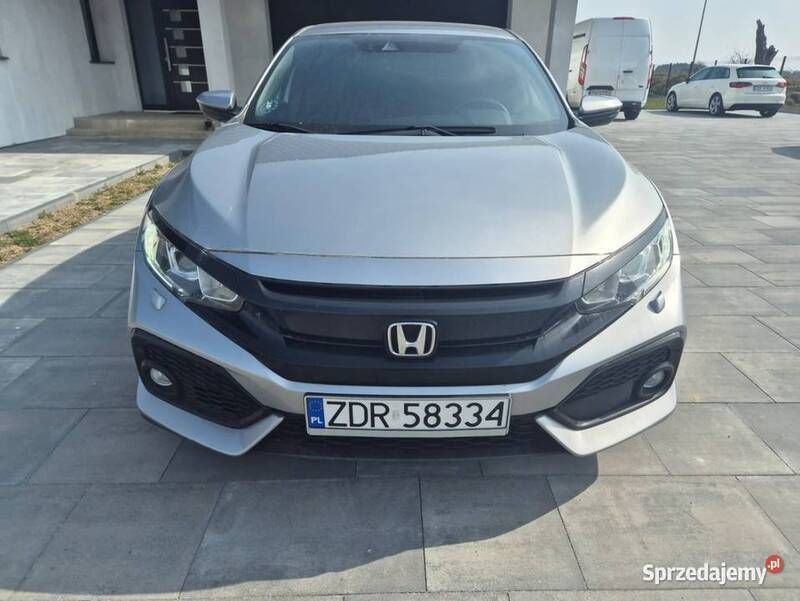 Szary Używany 2017 Honda Civic Hatchback | 48 900 zł (Uczciwa cena) - Obraz 1/4