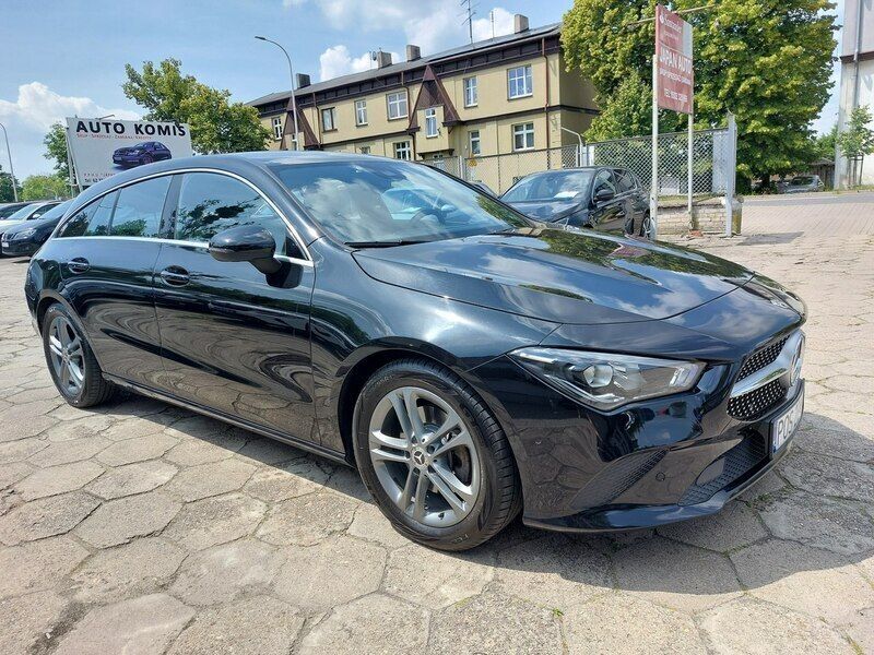 Używany Mercedes CLA200 150 KM (110 kW) 2020 Czarny Kombi