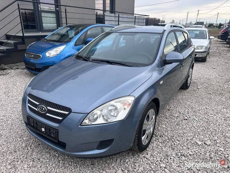 Niebieski Używany 2009 Kia Ceed 2 Kombi | 14 900 zł (Uczciwa cena) - Obraz 1/4