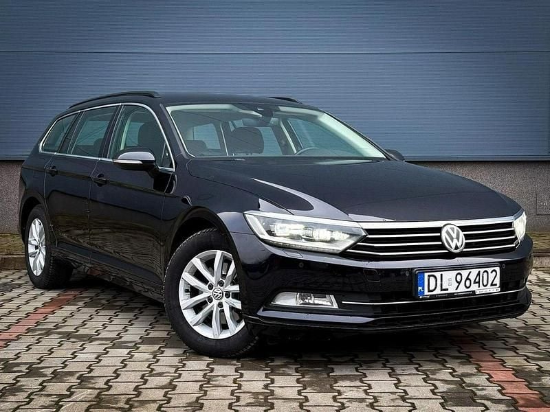 Używany VW Passat 150 KM (110 kW) 2015 Czarny Kombi