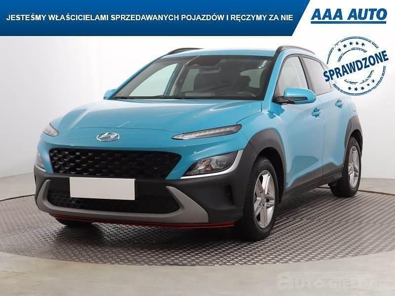 Używany Hyundai Kona 120 KM (88 kW) 2022 Błękitny SUV