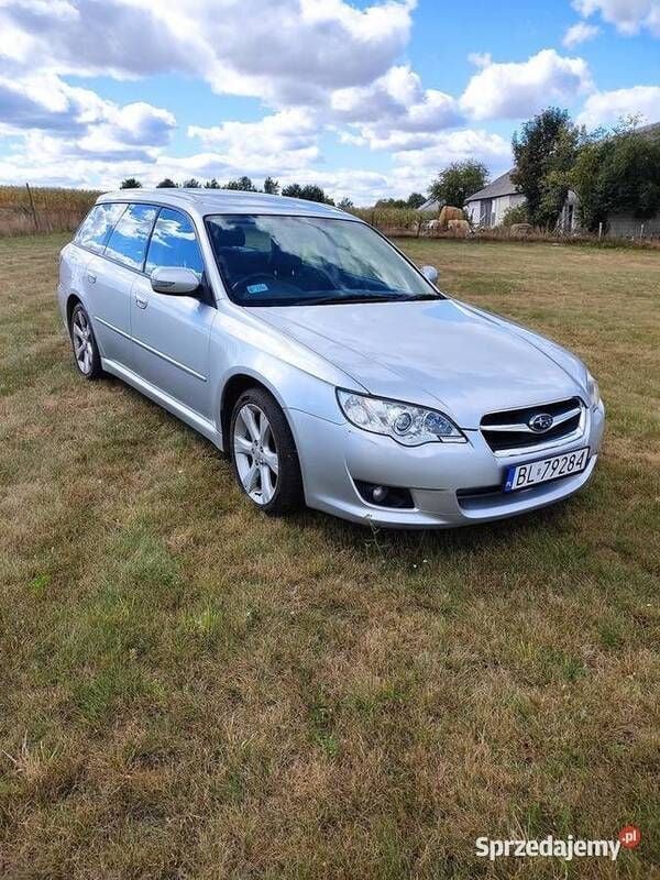 Używany Subaru Legacy 165 KM (121 kW) 2006 Srebrny Sedan/Limuzyna