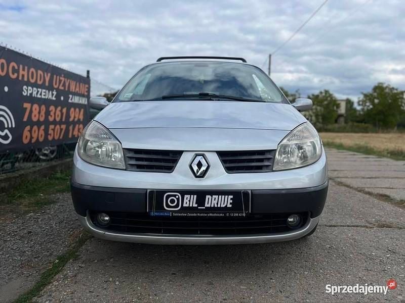 Szary Używany 2005 Renault Scénic II Minivan | 5900 zł (Dość drogi) - Obraz 1/4