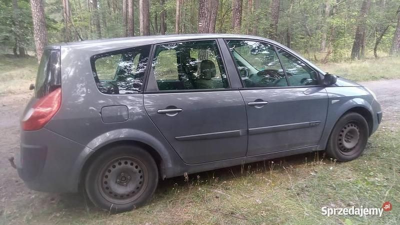 Szary Używany 2006 Renault Grand Scénic II Minivan | 9700 zł - Obraz 1/4