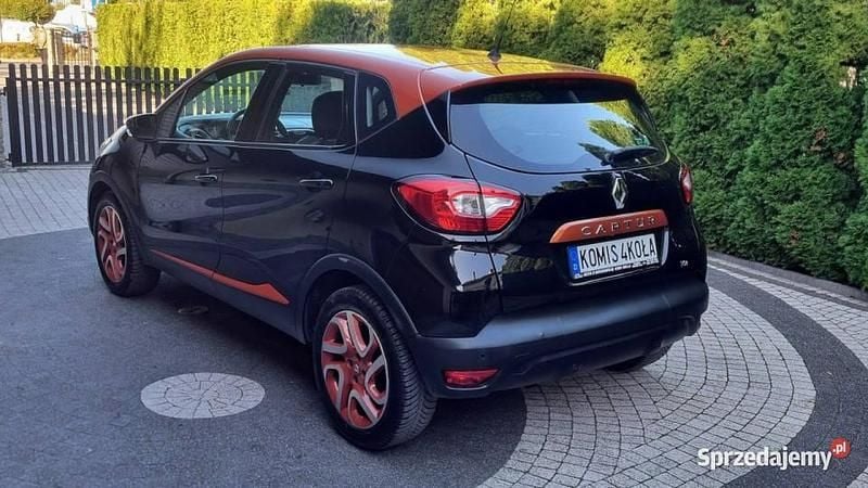 Używany Renault Captur 90 KM (66 kW) 2014 Inny (metalik) SUV