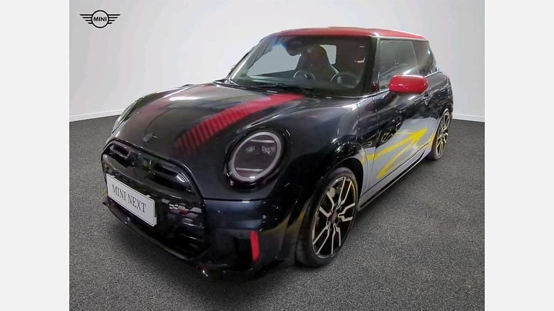 Legend grey metalizowany Używany 2024 Mini John Cooper Works Hatchback | 166 900 zł - Obraz 1/4