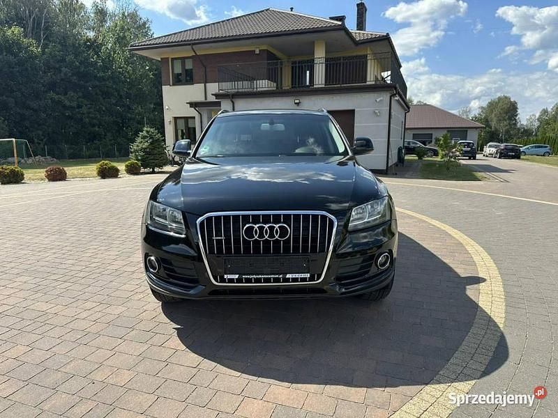 Czarny (metalik) Używany 2012 Audi Q5 SUV | 52 800 zł (Uczciwa cena) - Obraz 1/4