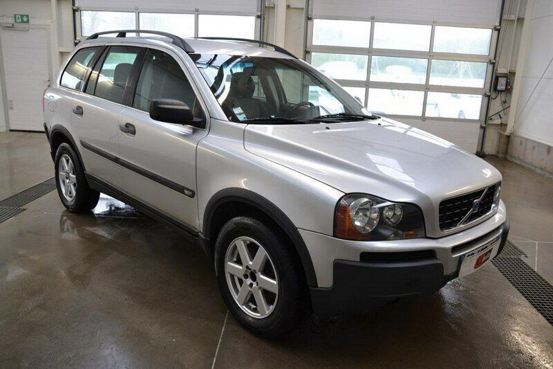 Srebrny (metalik) Używany 2004 Volvo XC90 SUV | 18 800 zł (Uczciwa cena) - Obraz 1/4