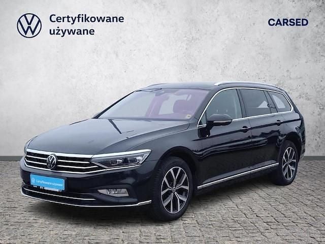 Używany 2023 VW Passat Kombi | 113 900 zł - Obraz 1/4