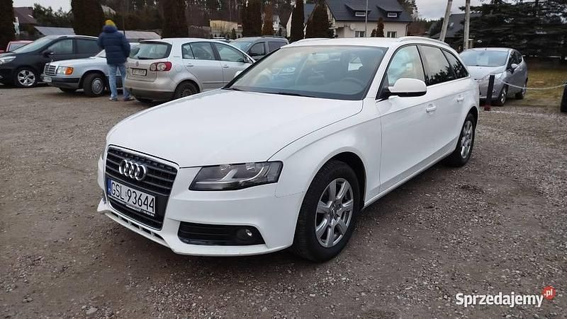 Biały Używany 2009 Audi A4 Kombi | 24 900 zł (Uczciwa cena) - Obraz 1/4