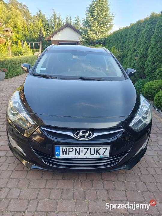 Używany Hyundai i40 2013 Czarny Kombi