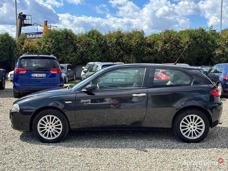 Czarny Używany 2006 Alfa Romeo 147 Hatchback | 8490 zł (Drogi) - Obraz 1/4