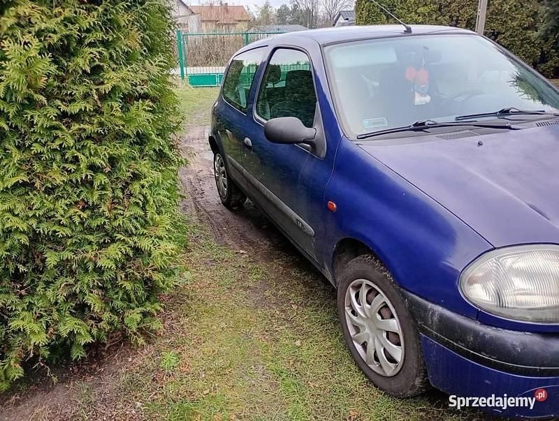 Używany Renault Clio II 2000 Granatowy