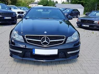 Czarny Używany 2012 Mercedes C63 AMG AMG Coupe | 159 000 zł - Obraz 1/4