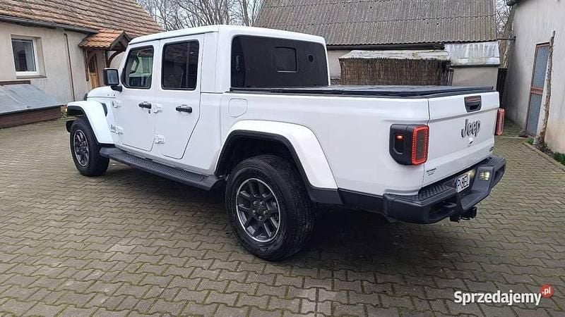 Używany Jeep Gladiator Overland 2022 Biały Pickup