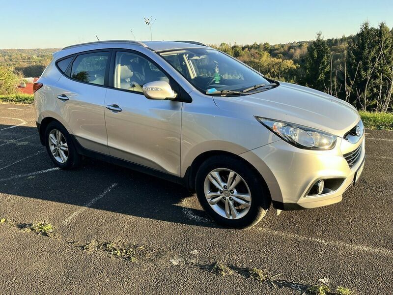 Używany Hyundai ix35 135 KM (99 kW) 2012 Srebrny SUV