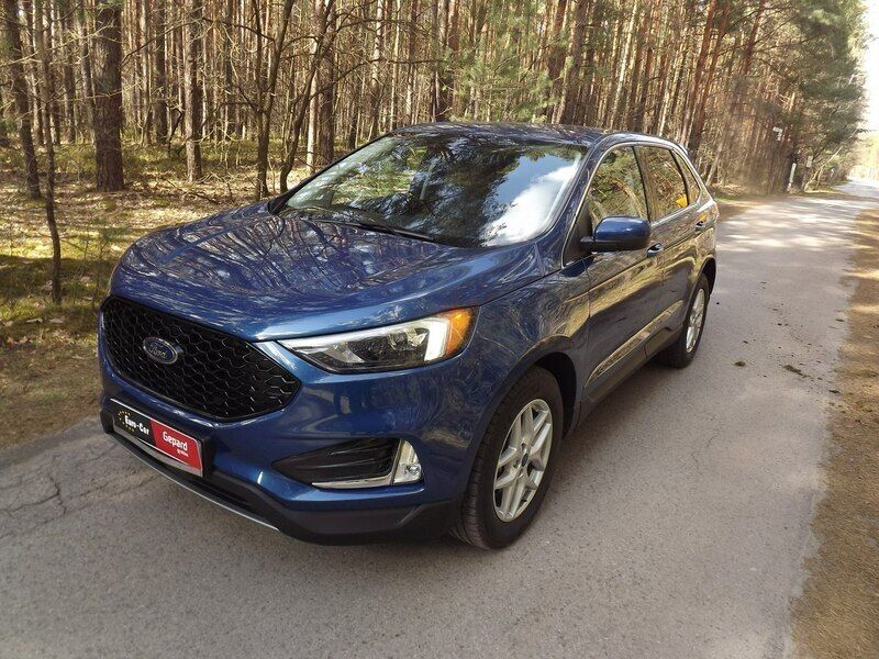 Niebieski (metalik) Używany 2022 Ford Edge SUV | 119 900 zł (Drogi) - Obraz 1/4