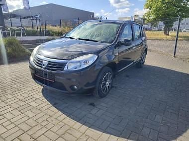 Czarny Używany 2010 Dacia Sandero Ambiance Hatchback | 7990 zł (Uczciwa cena) - Obraz 1/4