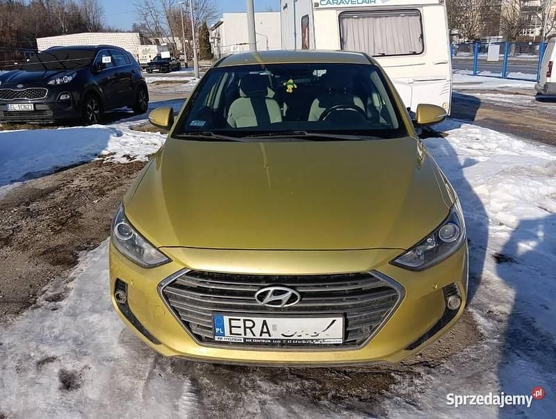 Używany Hyundai Elantra 2016 Sedan/Limuzyna