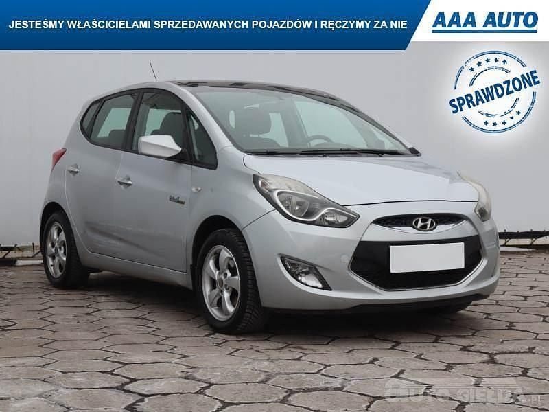 Używany Hyundai ix20 2012 Srebrny Hatchback