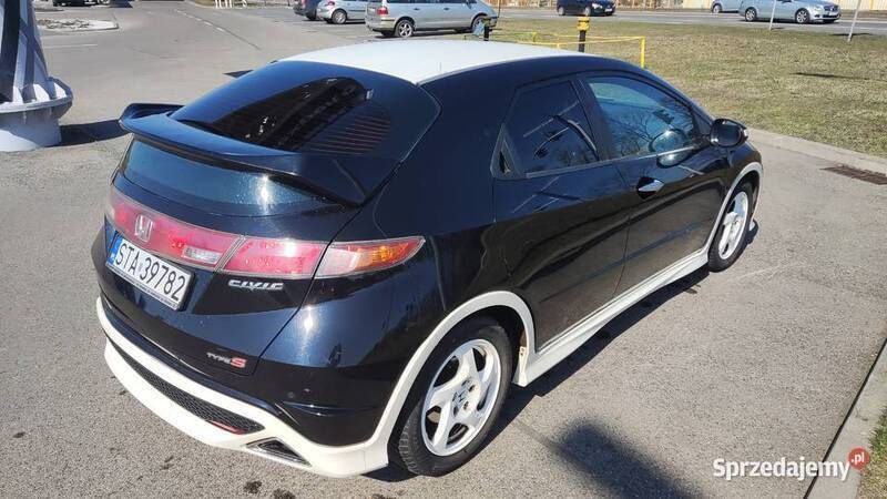 Używany Honda Civic 2007 Czarny Hatchback