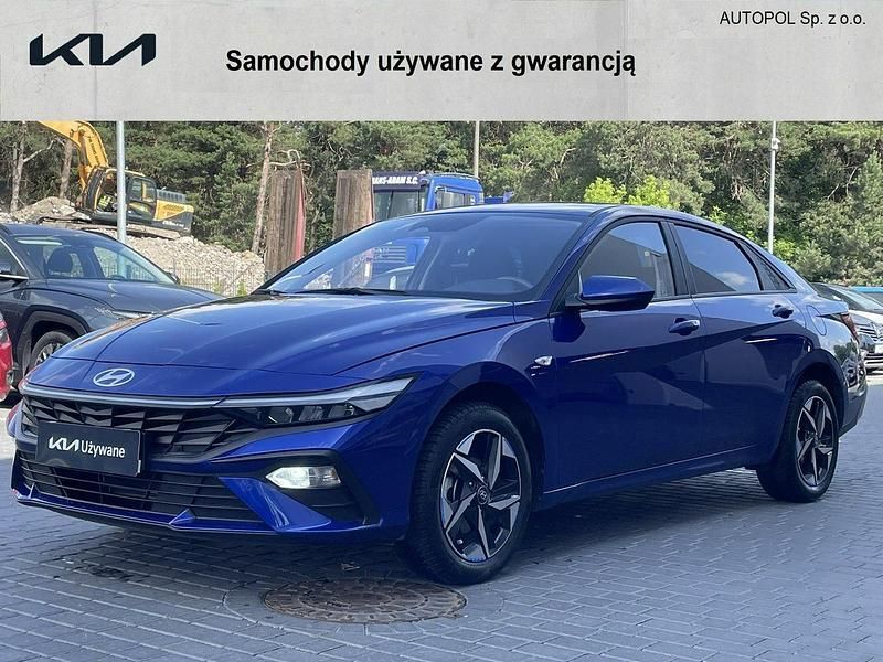 Niebieski ciemny (metalik) Używany 2023 Hyundai Elantra Sedan/Limuzyna | 82 900 zł (Uczciwa cena) - Obraz 1/4