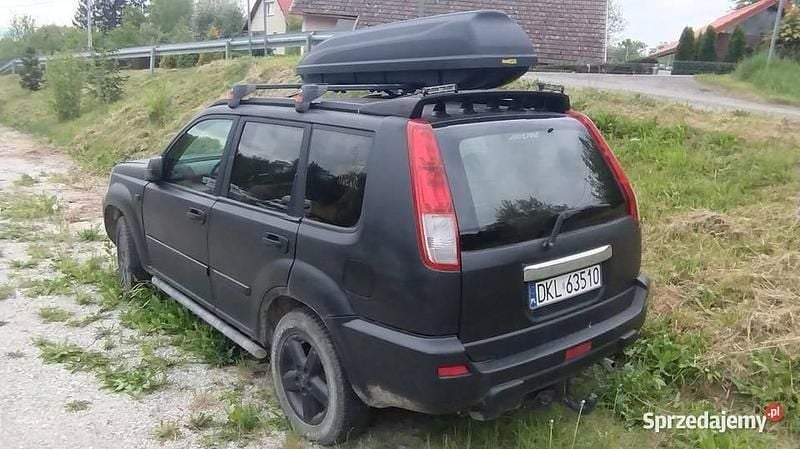 Czarny Używany 2001 Nissan X-Trail SUV | 5000 zł - Obraz 1/4