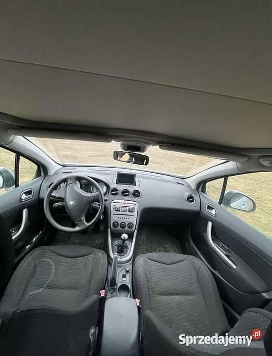 Używany Peugeot 308 2008 Srebrny Kombi