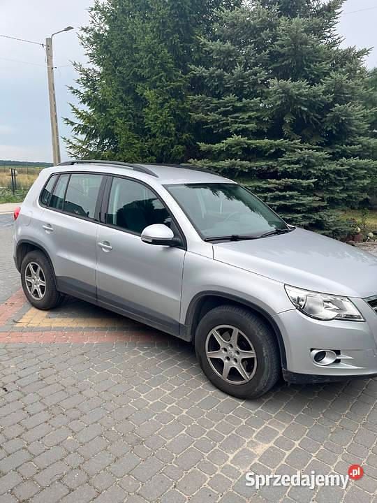 Używany 2010 VW Tiguan SUV | 39 000 zł (Uczciwa cena) - Obraz 1/4
