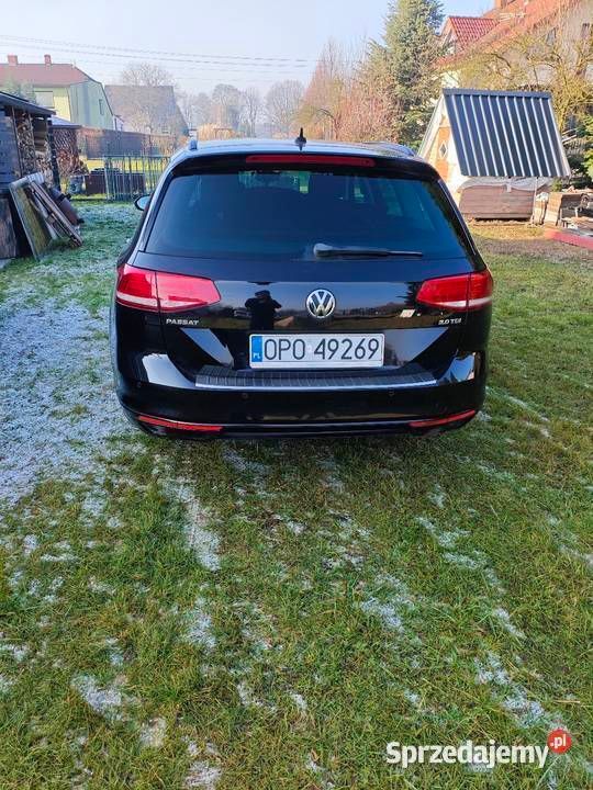 Czarny Używany 2018 VW Passat Kombi | 50 000 zł (Uczciwa cena) - Obraz 1/4