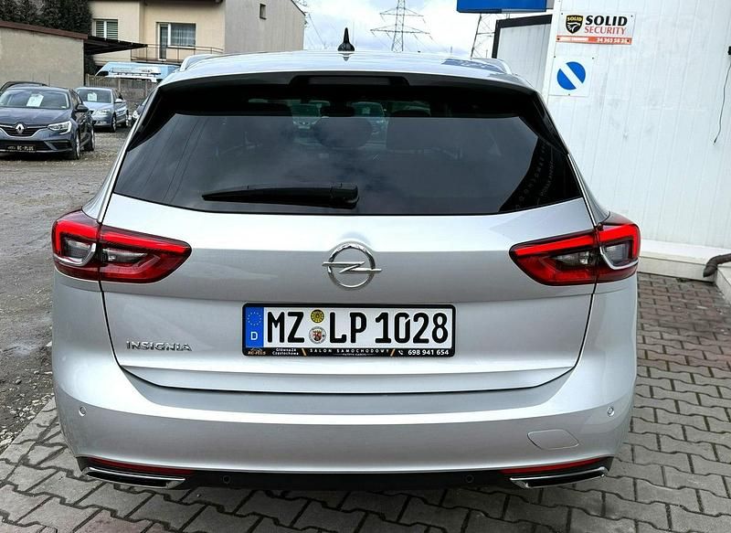 Używany Opel Insignia 170 KM (125 kW) 2021 Srebrny Kombi