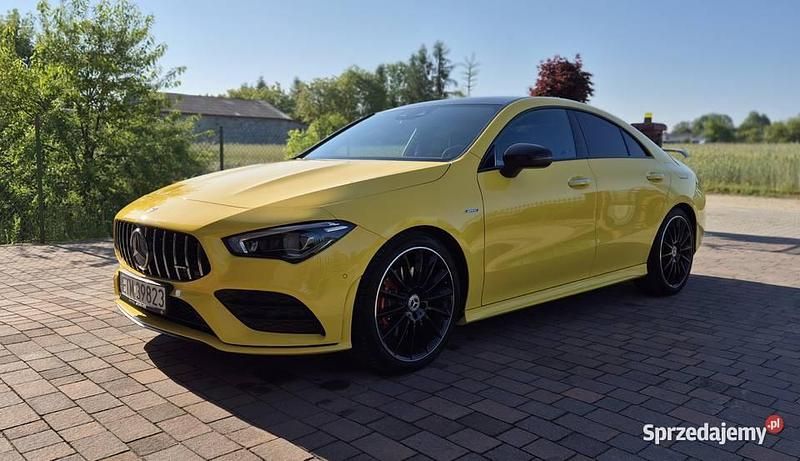Żółty Używany 2022 Mercedes CLA200 | 150 000 zł - Obraz 1/4