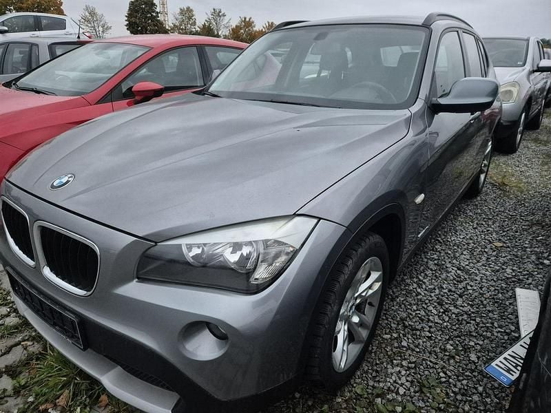 Szary Używany 2014 BMW X1 SUV | 29 990 zł (Super Cena) - Obraz 1/4