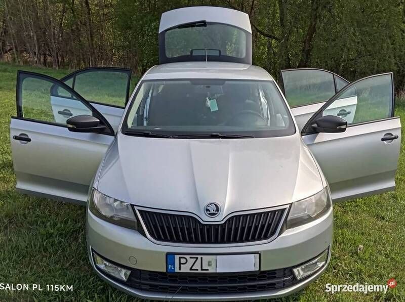 Srebrny Używany 2016 Skoda Rapid Hatchback | 19 900 zł (Dobra cena) - Obraz 1/4
