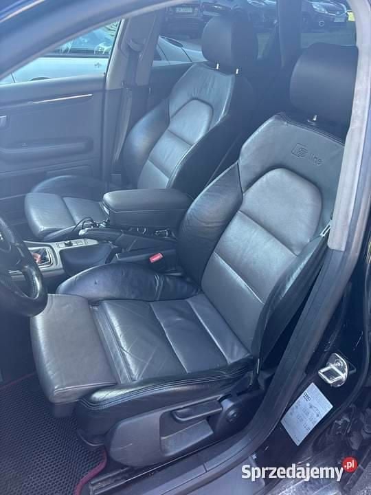 Czarny Używany 2004 Audi A4 S-Line Kombi | 7200 zł (Dobra cena) - Obraz 1/4