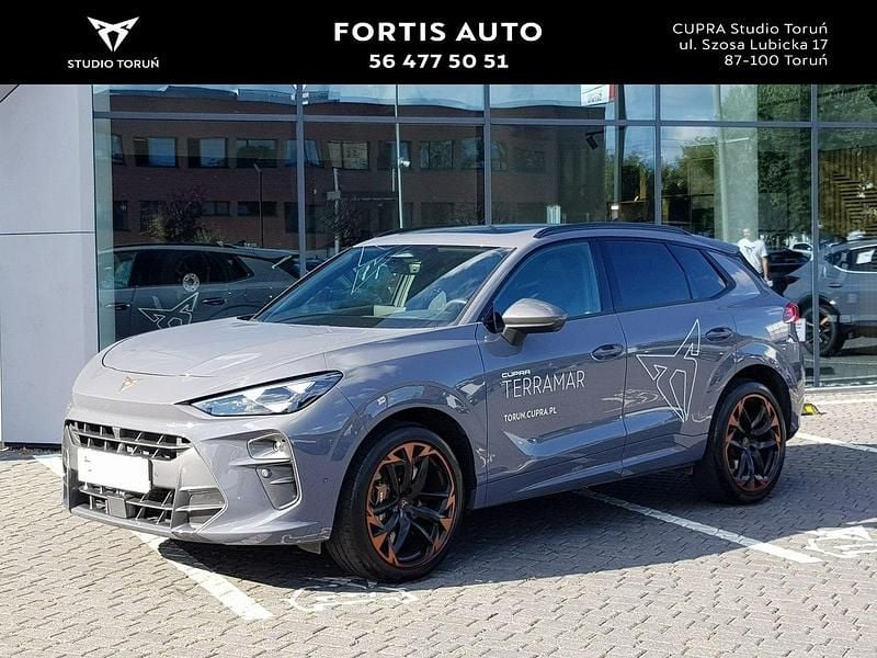 Szary Używany 2024 Cupra Terramar SUV | 228 900 zł (Dość drogi) - Obraz 1/4