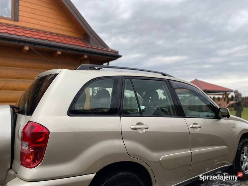 Używany Toyota RAV4 116 KM (85 kW) 2005 Złoty SUV