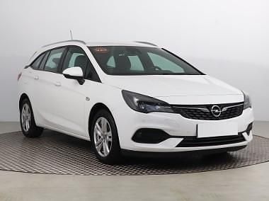 Srebrny Używany 2020 Opel Astra Kombi | 35 999 zł (Uczciwa cena) - Obraz 1/2