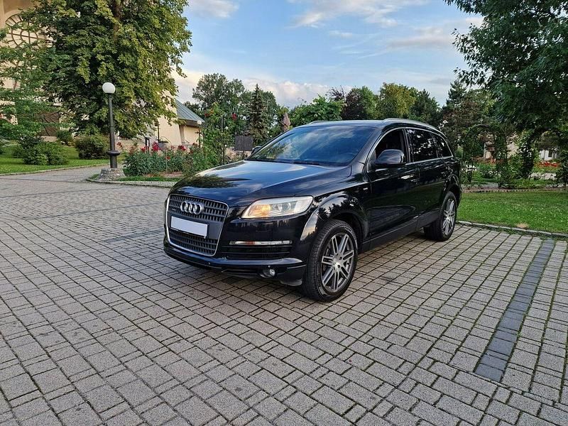 Czarny (metalik) Używany 2007 Audi Q7 S-Line SUV | 34 900 zł - Obraz 1/4