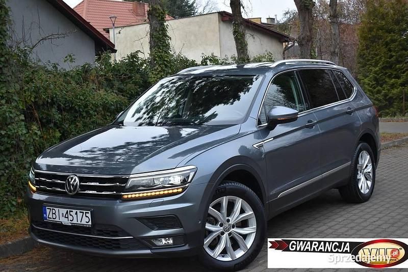 Szary Używany 2020 VW Tiguan SUV | 88 900 zł (Uczciwa cena) - Obraz 1/4