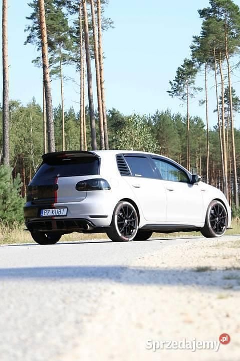 Czarny Używany 2010 VW Golf VI GTI Hatchback | 52 000 zł - Obraz 1/2